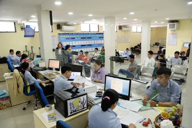 3 trường hợp công chức, viên chức được &quot;biên chế suốt đời&quot;
